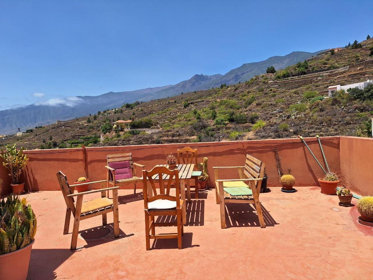 Casa Colores Tenerife Guesthouse Candelaria Exterior photo